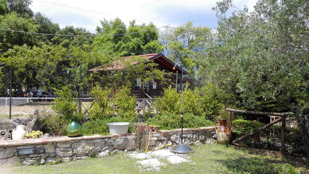 Ferienwohnung La Zucca A Pois Formia Zimmer foto